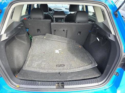 Used 2024 Volkswagen Taos SE image 8