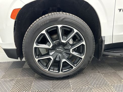Certified 2021 Chevrolet Tahoe RST w/ Luxury Package AWD/4WD image 12