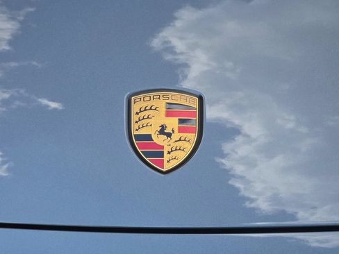 Certified 2023 Porsche Cayenne Turbo AWD/4WD image 27