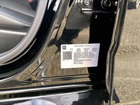 Used 2025 Cadillac CT4 Luxury image 19