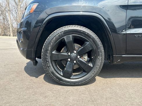 Used 2015 Jeep Grand Cherokee Altitude image 10