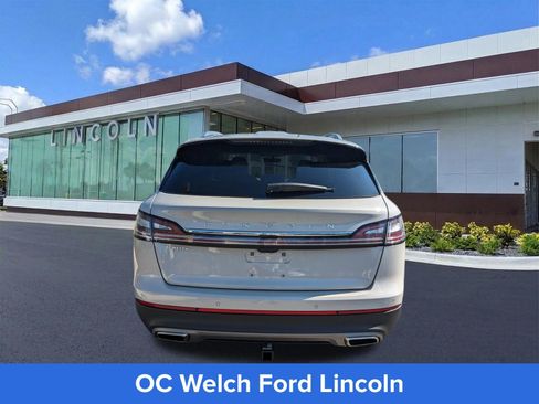 Used 2023 Lincoln Nautilus Reserve image 6