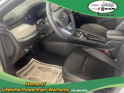 Used 2024 Jeep Compass Limited w/ Elite Group image 9