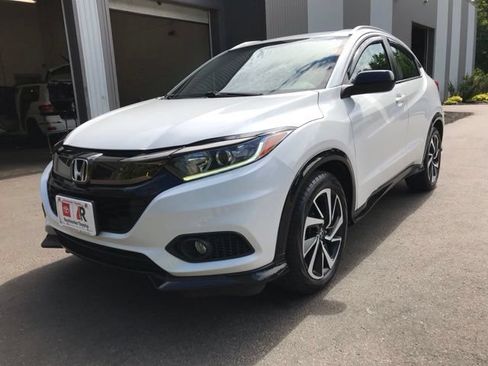 Used 2020 Honda HR-V Sport image 8