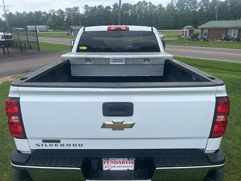 Used 2018 Chevrolet Silverado 2500 W/T w/ WT Convenience Package AWD/4WD image 10