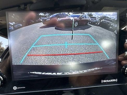 Used 2023 Toyota Camry SE image 29