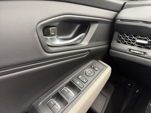 Used 2023 Honda Accord EX image 2