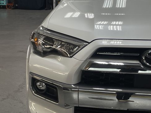 Used 2024 Toyota 4Runner Limited image 5