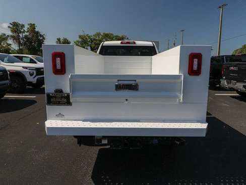New 2025 GMC Sierra 2500 Pro w/ Convenience Package AWD/4WD image 8