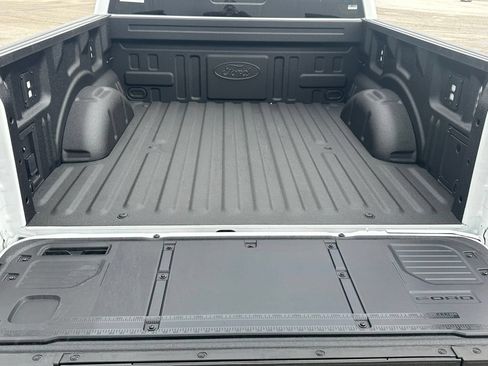 New 2025 Ford F150 Raptor AWD/4WD image 16