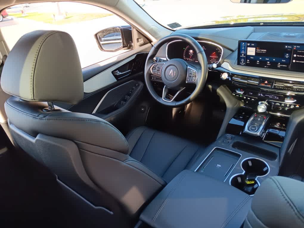 Used 2026 Acura MDX SH-AWD image 21