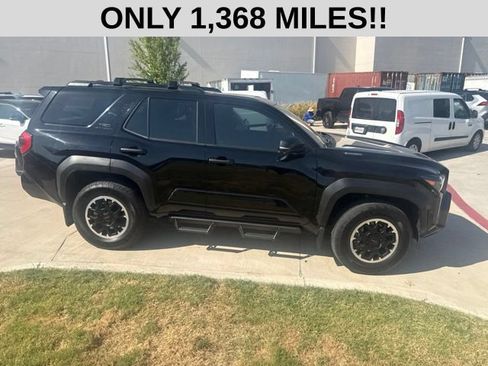 Used 2026 Toyota 4Runner TRD Off-Road Premium AWD/4WD image 2