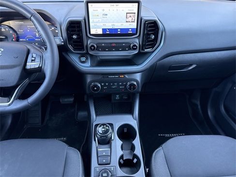 Used 2022 Ford Bronco Sport Badlands image 13