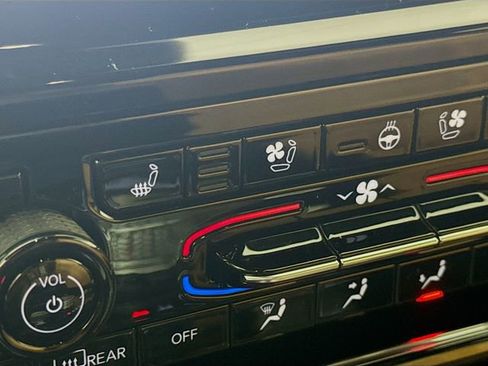 New 2025 Jeep Grand Cherokee Summit w/ Obsidian Package image 20