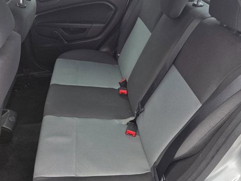 Used 2015 Ford Fiesta S image 18