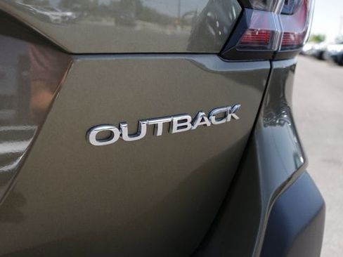 Used 2025 Subaru Outback Premium image 12