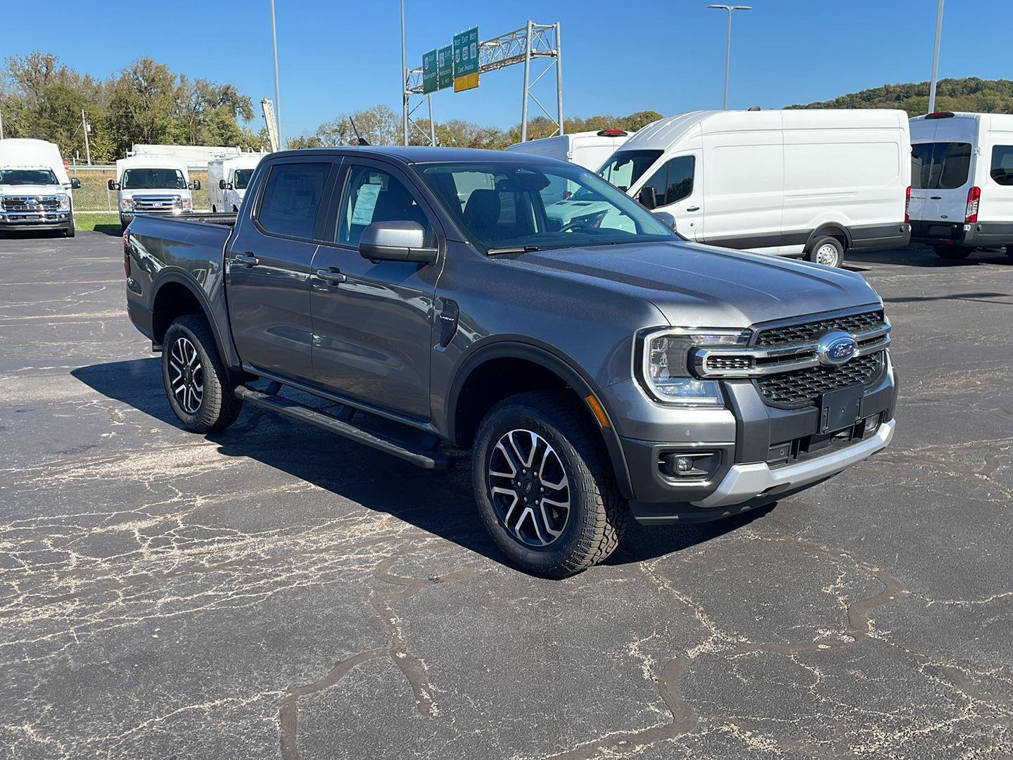 New 2026 Ford Ranger Lariat w/ Trailer Tow Package AWD/4WD image 7