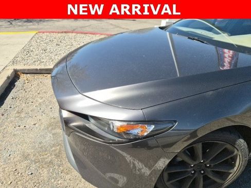 Used 2019 MAZDA MAZDA3 Hatchback w/ Preferred Package image 5