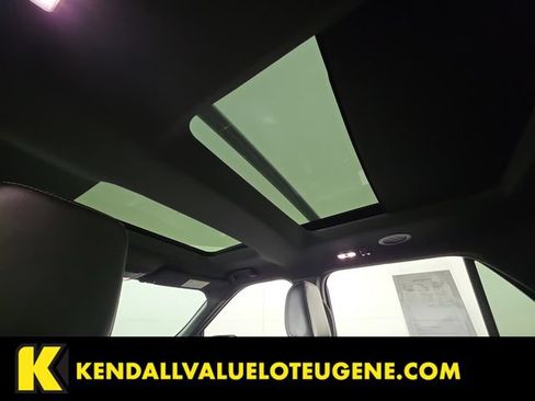 Used 2018 Ford Explorer Limited w/ Equipment Group 301A AWD/4WD image 27