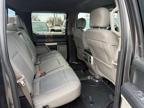 Used 2019 Ford F150 Lariat image 27