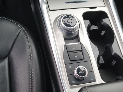 Certified 2024 Ford Explorer XLT w/ Equipment Group 202A image 16