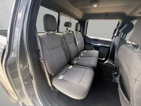 Used 2017 Ford F150 XLT w/ Equipment Group 302A Luxury AWD/4WD image 27