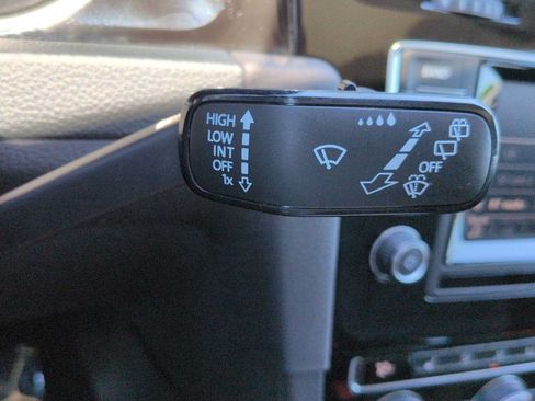 Used 2015 Volkswagen Golf TDI SEL FWD image 28