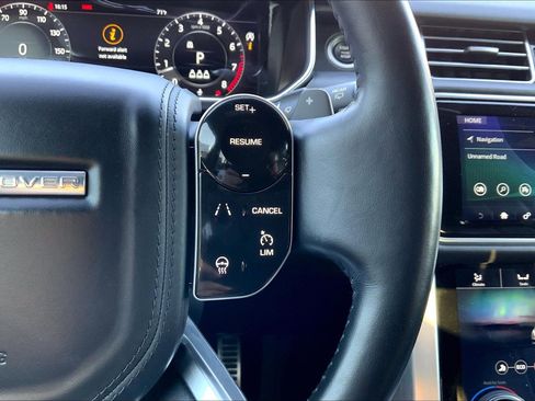 Used 2022 Land Rover Range Rover Westminster Edition image 23
