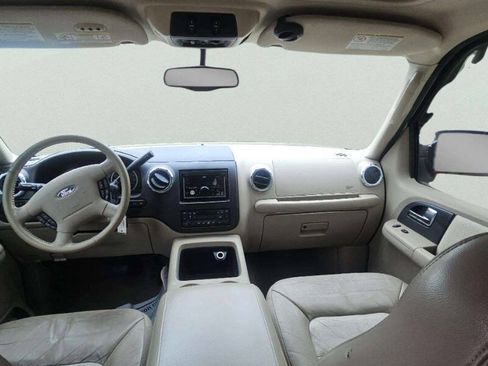 Used 2005 Ford Expedition Eddie Bauer RWD image 8