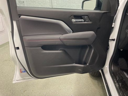 New 2026 Chevrolet Colorado Z71 w/ Technology Package image 15