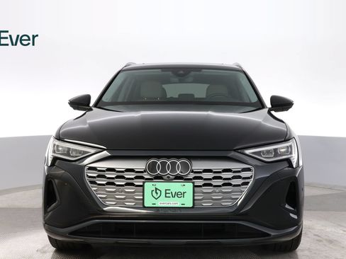 Used 2024 Audi Q8 e-tron Premium Plus w/ Premium Plus Package AWD/4WD image 12