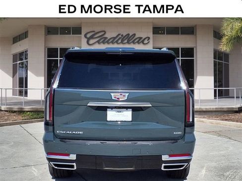 Used 2026 Cadillac Escalade Luxury w/ Touring Package AWD/4WD image 4