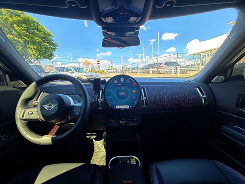 Certified 2025 MINI Cooper Countryman John Cooper Works AWD/4WD image 18