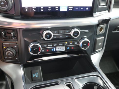 Used 2024 Ford F150 Lariat w/ Bed Utility Package AWD/4WD image 28