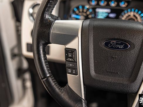 Used 2013 Ford F150 Platinum image 16