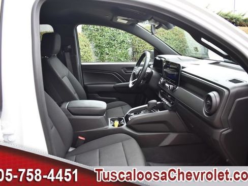 Used 2026 Chevrolet Colorado W/T w/ WT Custom Package AWD/4WD image 22