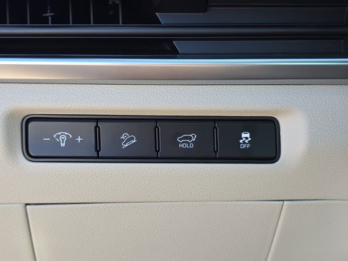 New 2025 Kia Telluride S image 33