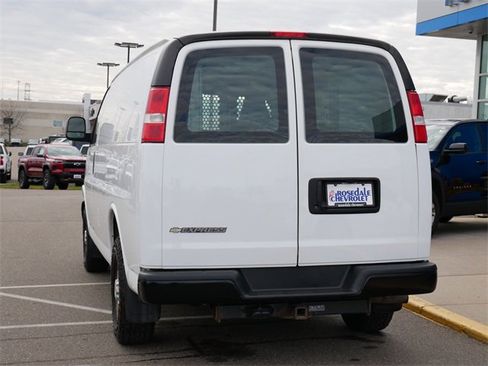 Used 2021 Chevrolet Express 2500 w/ Driver Convenience Package image 6