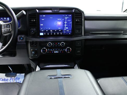 Used 2025 Ford F250 Platinum image 18