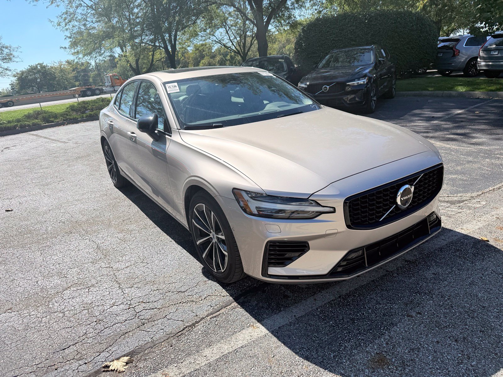 Used 2025 Volvo S60 T8 Plus AWD/4WD image 13