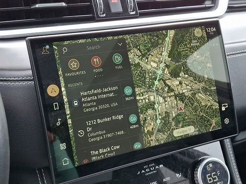 Used 2024 Jaguar F-PACE R-Dynamic S image 21