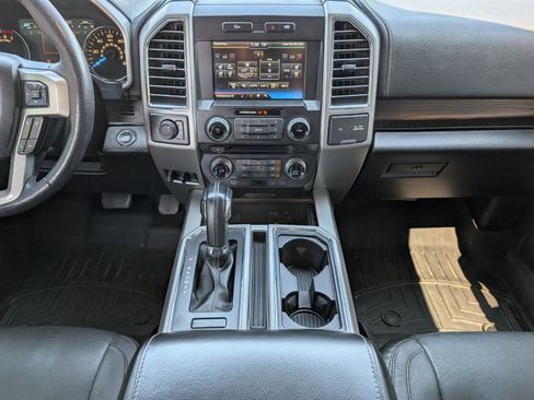 Used 2015 Ford F150 Lariat w/ Equipment Group 502A Luxury image 7