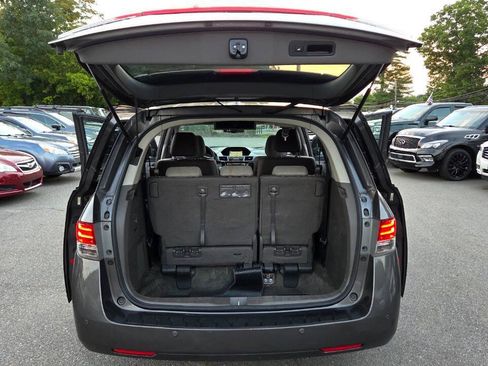 Used 2014 Honda Odyssey Touring Elite image 37