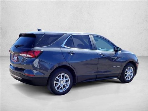 Used 2022 Chevrolet Equinox LT image 4