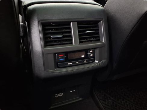 Used 2021 Volkswagen Atlas SEL image 8