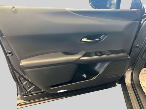 New 2026 Lexus UX 300h AWD image 10