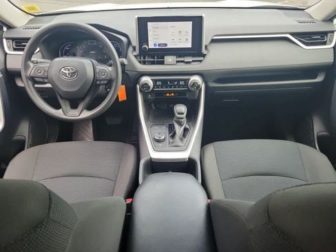 Used 2024 Toyota RAV4 LE AWD/4WD image 10