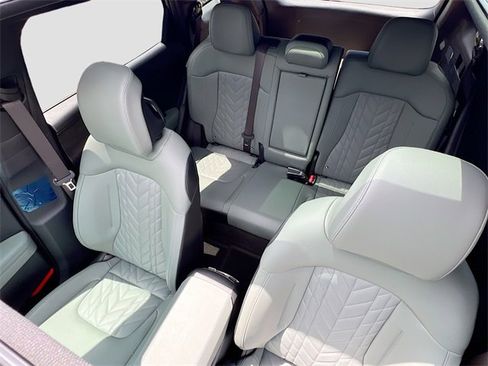 New 2025 Kia Sportage X-Line Prestige image 23