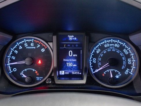 Used 2020 Toyota Tacoma TRD Off-Road image 12