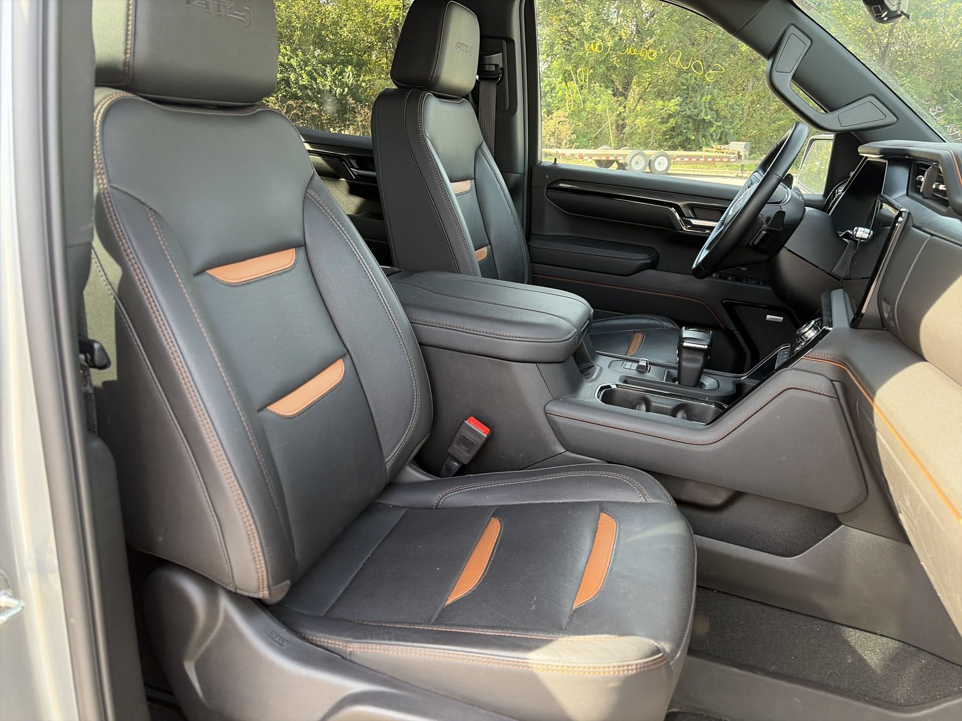 Used 2023 GMC Sierra 1500 AT4 w/ AT4 Premium Package AWD/4WD image 30